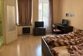 იყიდება, სავაჭრო ფართი, სოლოლაკი