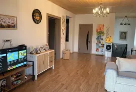 იყიდება სახლი, 7 ოთახიანი, დუშეთი, კობიაანთკარი