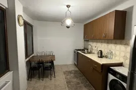 ქირავდება სახლი, 4 ოთახიანი, თბილისის შემოგარენი, წყნეთი