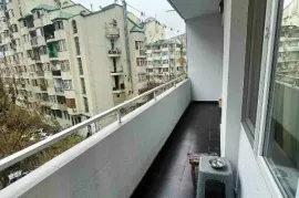 ქირავდება ბინა, 3 ოთახიანი, ძველი აშენებული, თბილისი, ვაკე