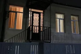 ქირავდება სახლი, 4 ოთახიანი, ქუთაისი, მეფეთუბანი
