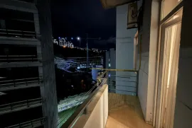იყიდება ბინა, 2 ოთახიანი, ახალი აშენებული, თბილისი, საბურთალო