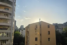 იყიდება ბინა, 4 ოთახიანი, ახალი აშენებული, თბილისი, საბურთალო