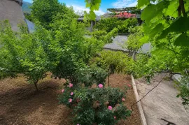 House For Sale, 4 Room, Suburbs of Tbilisi, Tskneti