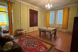 იყიდება სახლი, 5 ოთახიანი, თიანეთი, თოლენჯი