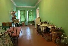 იყიდება სახლი, 5 ოთახიანი, თიანეთი, თოლენჯი