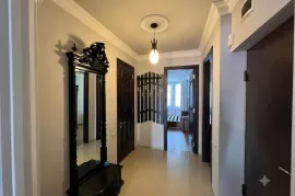 იყიდება ბინა, 3 ოთახიანი, ახალი აშენებული, ბათუმი, ძველი ბათუმის უბანი