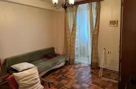 Apartment for sale, Old building, Nutsubidze plateau