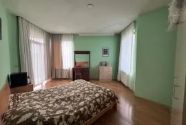 იყიდება სახლი, 8 ოთახიანი, თბილისის შემოგარენი, თხინვალი