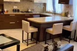 იყიდება ბინა, 5 ოთახიანი, ახალი აშენებული, თბილისი, საბურთალო