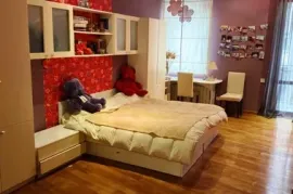 იყიდება ბინა, 5 ოთახიანი, ახალი აშენებული, თბილისი, საბურთალო