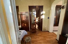 Apartment for sale, Old building, Chugureti