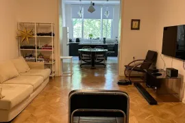 For Rent, 3 Room, Old building, Tbilisi, vake