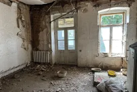 Apartment for sale, 2 Room, Old building, Tbilisi, Didube