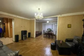 Apartment for sale, 4 Room, Old building, Tbilisi, saburtalo