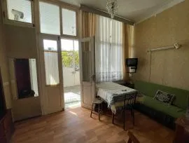 Apartment for sale, 2 Room, Old building, Tbilisi, Chugureti