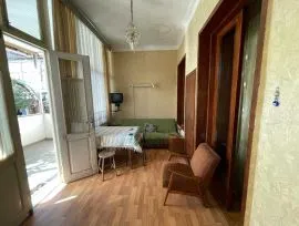 Apartment for sale, 2 Room, Old building, Tbilisi, Chugureti