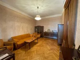 Apartment for sale, 2 Room, Old building, Tbilisi, Chugureti