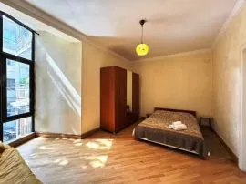 House For Sale, 5 Room, Tbilisi, Chugureti