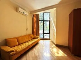 House For Sale, 5 Room, Tbilisi, Chugureti