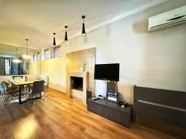 Продается Дом, 5 Kомнатная, Тбилиси, Чугурети