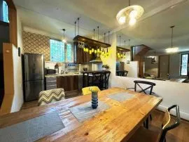 House For Sale, 5 Room, Tbilisi, Chugureti