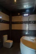 House For Rent, 8 Room, Tbilisi, Ortachala