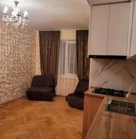 For Rent, 2 Room, Old building, Tbilisi, saburtalo