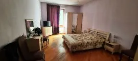 Apartment for sale, 4 Room, Old building, Tbilisi, Chugureti