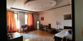 Apartment for sale, 4 Room, Old building, Tbilisi, Chugureti