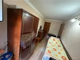 Apartment for sale, 4 Room, Old building, Tbilisi, saburtalo