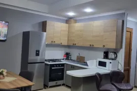 Аренда квартир посуточно, 2 Kомнатная, Новостройка, Кутаиси, Мефесутубани