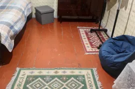 For Rent, 1 Room, Old building, Tbilisi, Sololaki