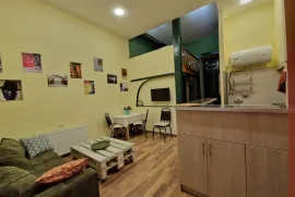For Rent, 1 Room, Old building, Tbilisi, Chugureti