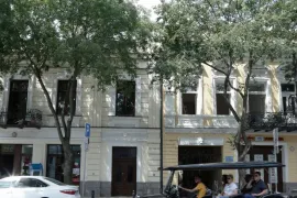 For Rent, 1 Room, Old building, Tbilisi, Chugureti