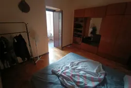 For Rent, 2 Room, Old building, Tbilisi, Chugureti