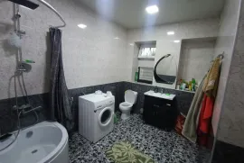 For Rent, 2 Room, Old building, Tbilisi, Chugureti
