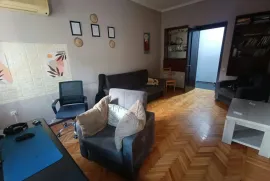 For Rent, 2 Room, Old building, Tbilisi, Chugureti