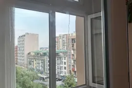 იყიდება ბინა, 3 ოთახიანი, ძველი აშენებული, თბილისი, დიდი დიღომი