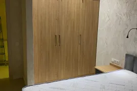 ქირავდება ბინა, 2 ოთახიანი, ახალი აშენებული, თბილისი, ვაკე