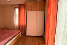 ქირავდება ბინა, 3 ოთახიანი, ახალი აშენებული, ბათუმი, აღმაშენებლის უბანი