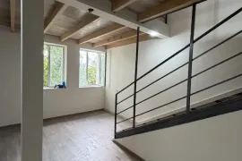 იყიდება ბინა, 5 ოთახიანი, ძველი აშენებული, თბილისი, ისანი
