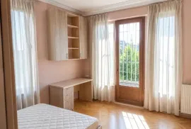 House For Rent, 5 Room, Tbilisi, vake