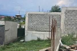 იყიდება სახლი, 5 ოთახიანი, თბილისი, მუხიანი