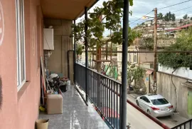 იყიდება სახლი, 5 ოთახიანი, თბილისი, ნაძალადევი