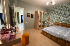 იყიდება სახლი, 5 ოთახიანი, თბილისი, ნაძალადევი