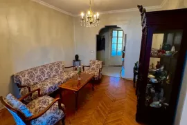 იყიდება ბინა, 5 ოთახიანი, ახალი აშენებული, თბილისი, საბურთალო