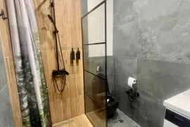 ქირავდება ბინა, 1 ოთახიანი, ახალი აშენებული, ბათუმი