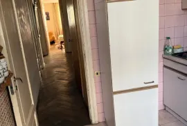 Apartment for sale, 4 Room, Old building, Tbilisi, saburtalo