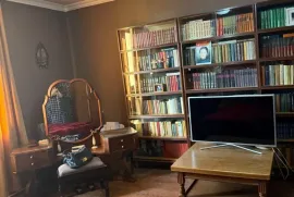 Apartment for sale, 4 Room, Old building, Tbilisi, saburtalo